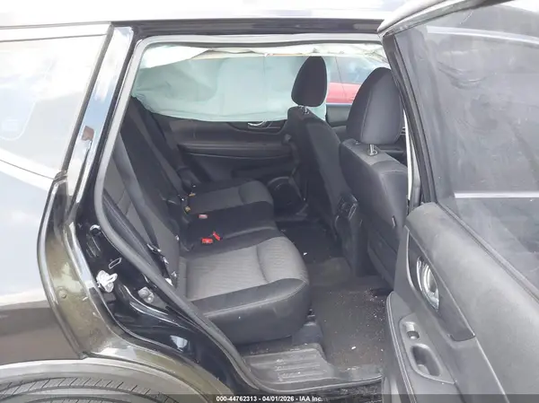 JN8AT2MV4HW261481 2017 NISSAN ROGUE - Image 8