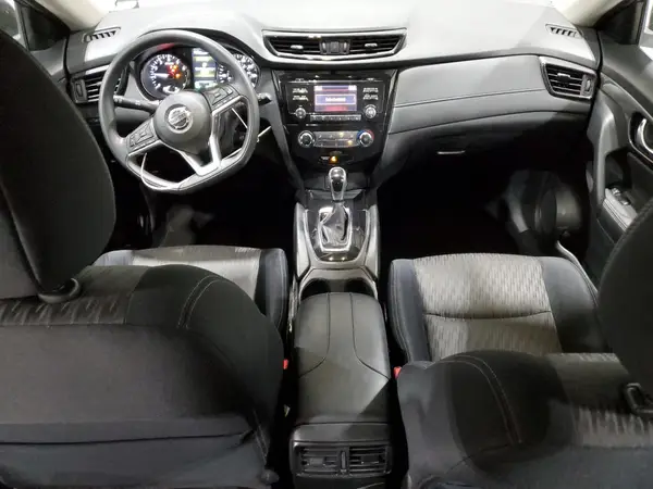 JN8AT2MV4HW262632 2017 NISSAN ROGUE - Image 8