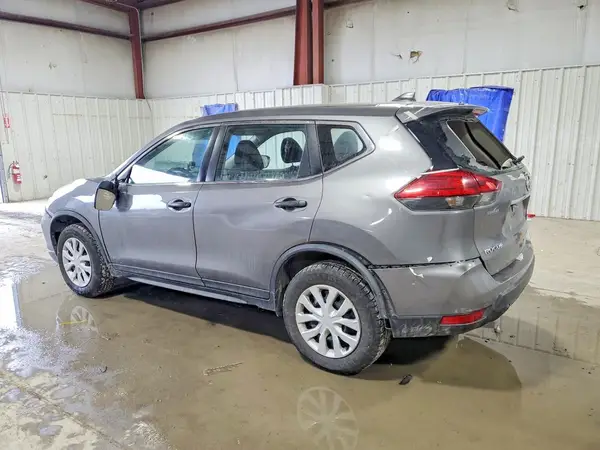 JN8AT2MV4HW262890 2017 NISSAN ROGUE - Image 2