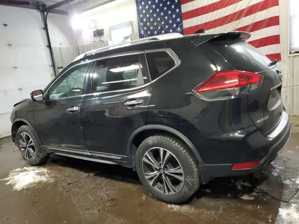 JN8AT2MV4HW263473 2017 NISSAN ROGUE - Image 2