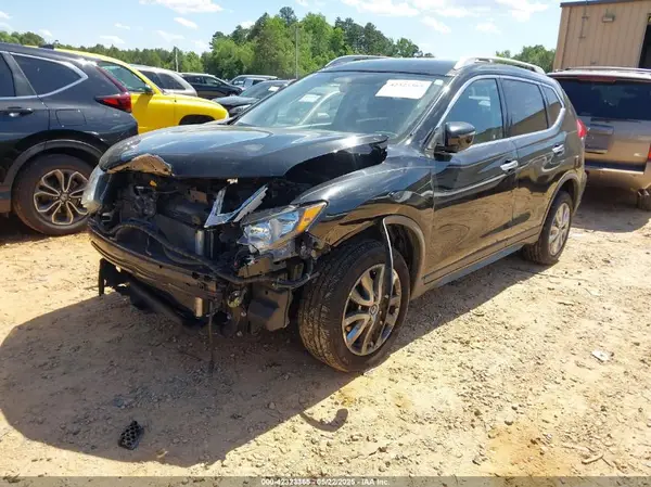 JN8AT2MV4HW263831 2017 NISSAN ROGUE - Image 2