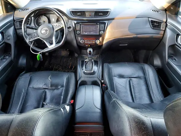 JN8AT2MV4HW264204 2017 NISSAN ROGUE - Image 8