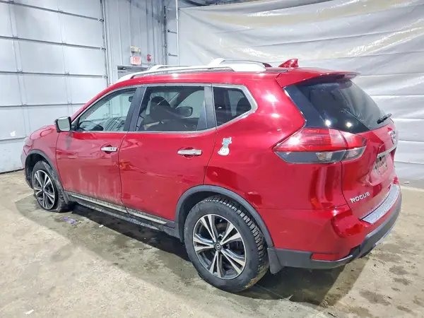 JN8AT2MV4HW264543 2017 NISSAN ROGUE - Image 2