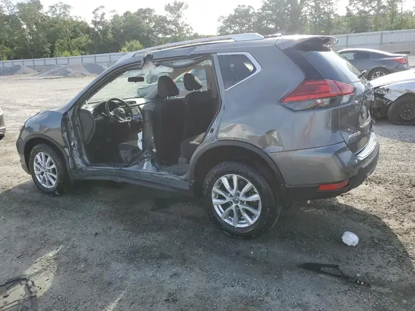 JN8AT2MV4HW265563 2017 NISSAN ROGUE - Image 2