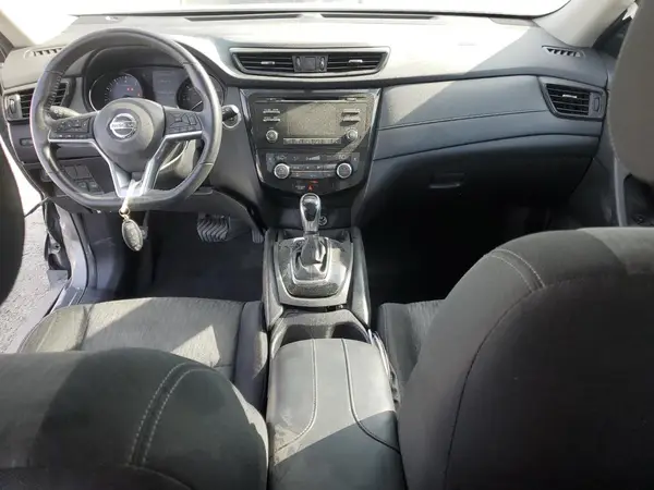 JN8AT2MV4HW265563 2017 NISSAN ROGUE - Image 8
