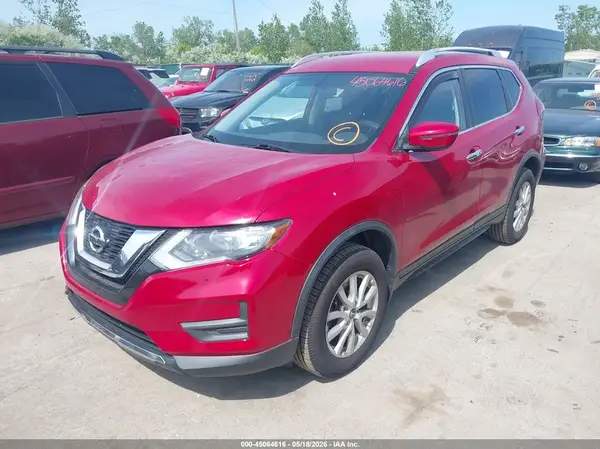 JN8AT2MV4HW265742 2017 NISSAN ROGUE - Image 2