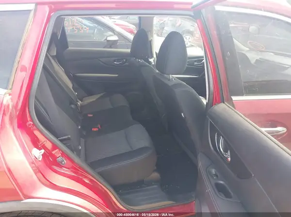 JN8AT2MV4HW265742 2017 NISSAN ROGUE - Image 8
