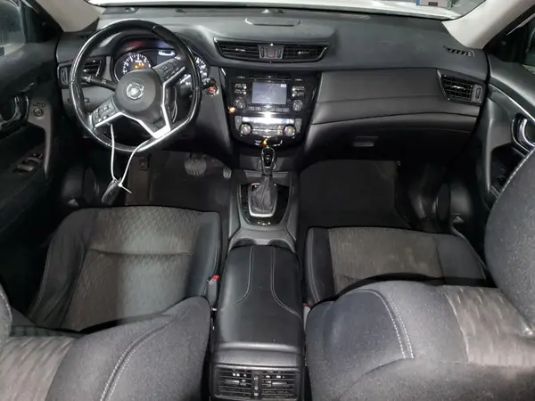 JN8AT2MV4HW267037 2017 NISSAN ROGUE - Image 8