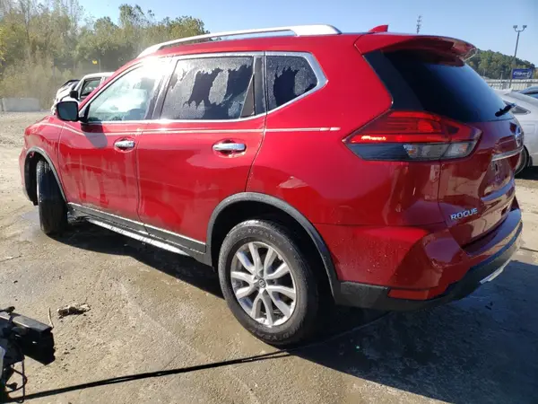 JN8AT2MV4HW270990 2017 NISSAN ROGUE - Image 2