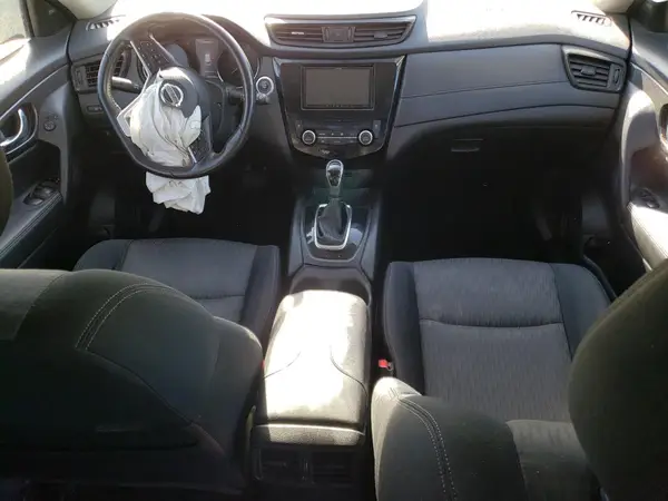 JN8AT2MV4HW270990 2017 NISSAN ROGUE - Image 8