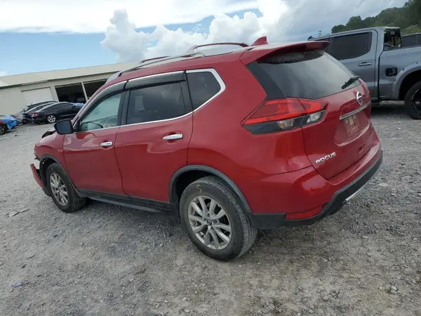 JN8AT2MV4HW272772 2017 NISSAN ROGUE - Image 2
