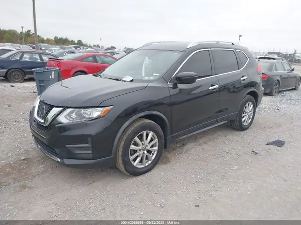 JN8AT2MV4HW274134 2017 NISSAN ROGUE - Image 2