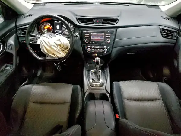 JN8AT2MV4HW274764 2017 NISSAN ROGUE - Image 8