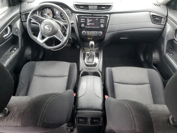 JN8AT2MV4HW276613 2017 NISSAN ROGUE - Image 8