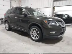 JN8AT2MV4HW277261 2017 NISSAN ROGUE
