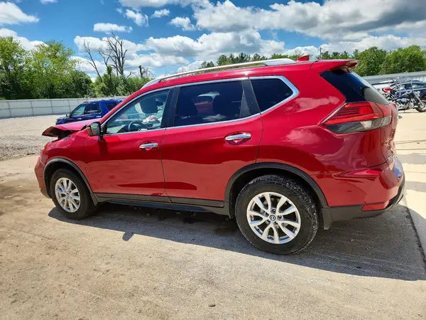 JN8AT2MV4HW277406 2017 NISSAN ROGUE - Image 2