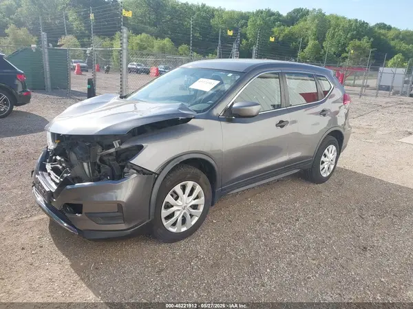 JN8AT2MV4HW278331 2017 NISSAN ROGUE - Image 2