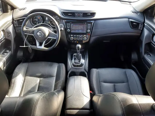 JN8AT2MV4HW284016 2017 NISSAN ROGUE - Image 8