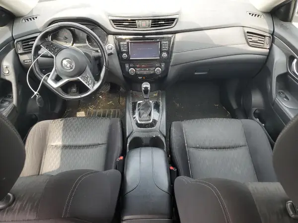 JN8AT2MV4HW284176 2017 NISSAN ROGUE - Image 8