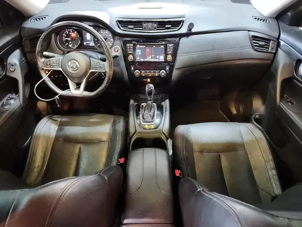 JN8AT2MV4HW286011 2017 NISSAN ROGUE - Image 8