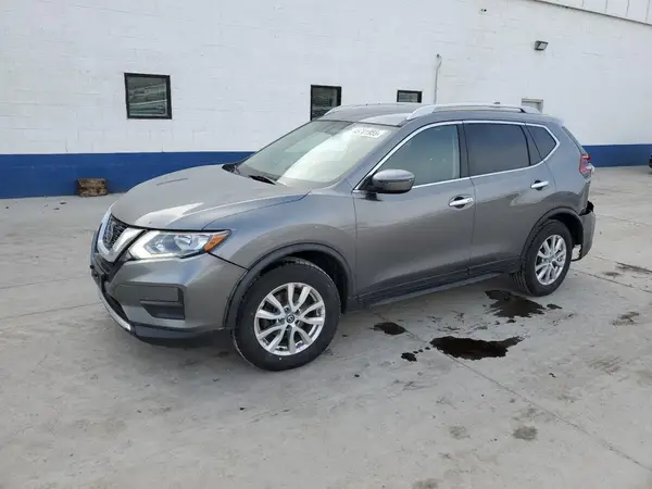 JN8AT2MV4JW300401 2018 NISSAN ROGUE - Image 1