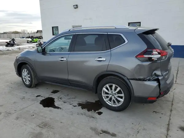 JN8AT2MV4JW300401 2018 NISSAN ROGUE - Image 2