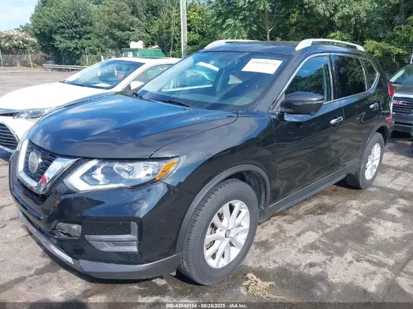 JN8AT2MV4JW301094 2018 NISSAN ROGUE - Image 2