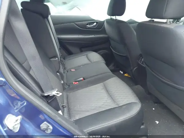JN8AT2MV4JW303153 2018 NISSAN ROGUE - Image 8