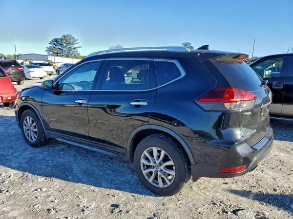 JN8AT2MV4JW304805 2018 NISSAN ROGUE - Image 2