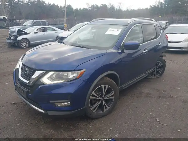 JN8AT2MV4JW308398 2018 NISSAN ROGUE - Image 2