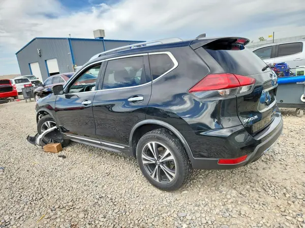 JN8AT2MV4JW311365 2018 NISSAN ROGUE - Image 2