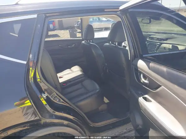 JN8AT2MV4JW311883 2018 NISSAN ROGUE - Image 8