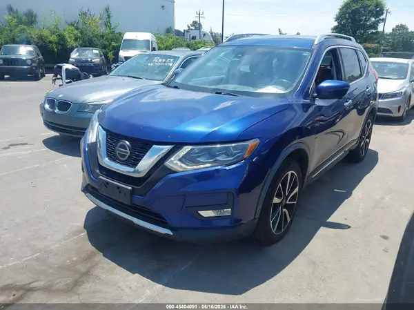 JN8AT2MV4JW316226 2018 NISSAN ROGUE - Image 2