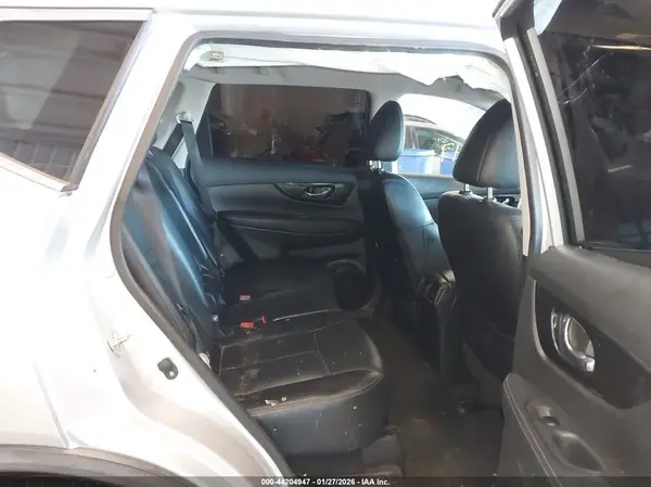 JN8AT2MV4JW316758 2018 NISSAN ROGUE - Image 8