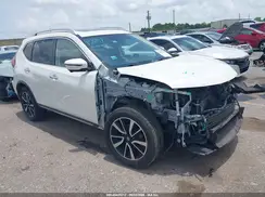 JN8AT2MV4JW323113 2018 NISSAN ROGUE