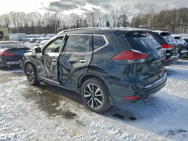 JN8AT2MV4JW323984 2018 NISSAN ROGUE - Image 2