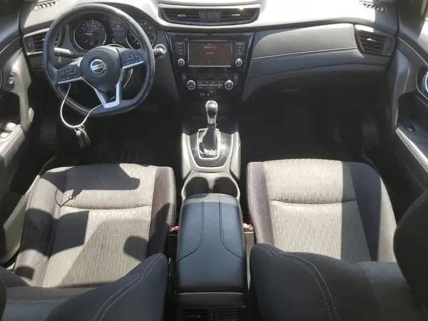 JN8AT2MV4JW329087 2018 NISSAN ROGUE - Image 8