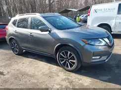JN8AT2MV4JW330627 2018 NISSAN ROGUE