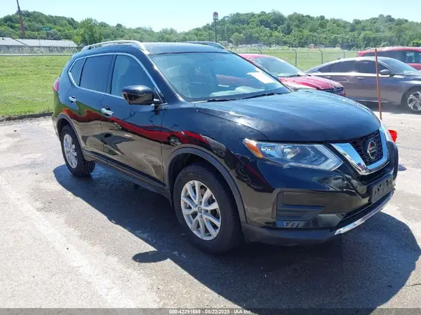 JN8AT2MV4JW343152 2018 NISSAN ROGUE - Image 1