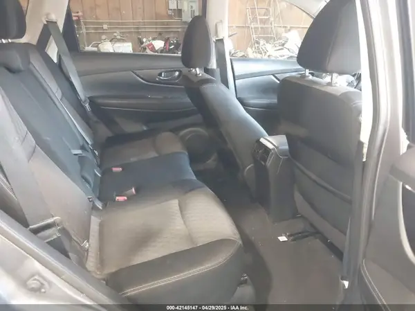 JN8AT2MV4JW344365 2018 NISSAN ROGUE - Image 8