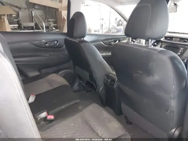 JN8AT2MV4JW346438 2018 NISSAN ROGUE - Image 8