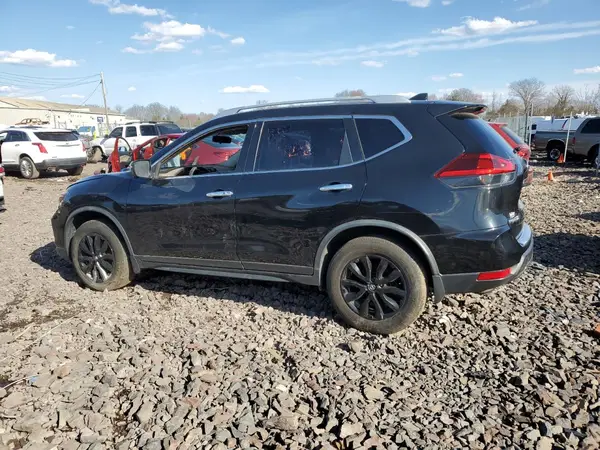 JN8AT2MV4JW346813 2018 NISSAN ROGUE - Image 2