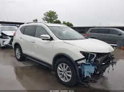 JN8AT2MV4JW348819 2018 NISSAN ROGUE