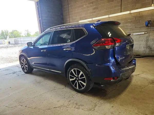 JN8AT2MV4JW349372 2018 NISSAN ROGUE - Image 2