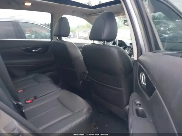 JN8AT2MV4JW350568 2018 NISSAN ROGUE - Image 8
