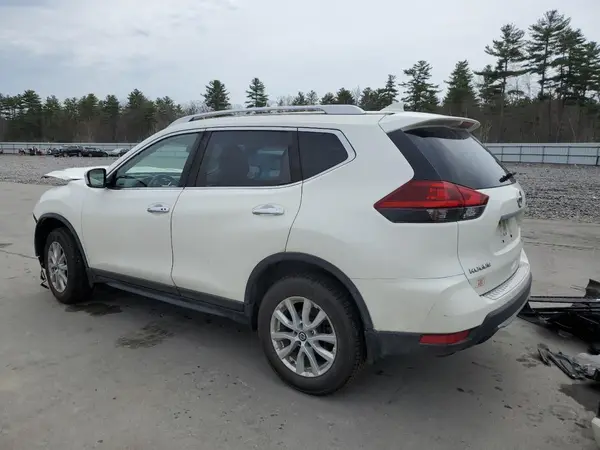 JN8AT2MV4JW350859 2018 NISSAN ROGUE - Image 2