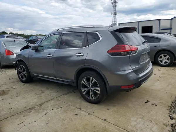 JN8AT2MV4JW353745 2018 NISSAN ROGUE - Image 2