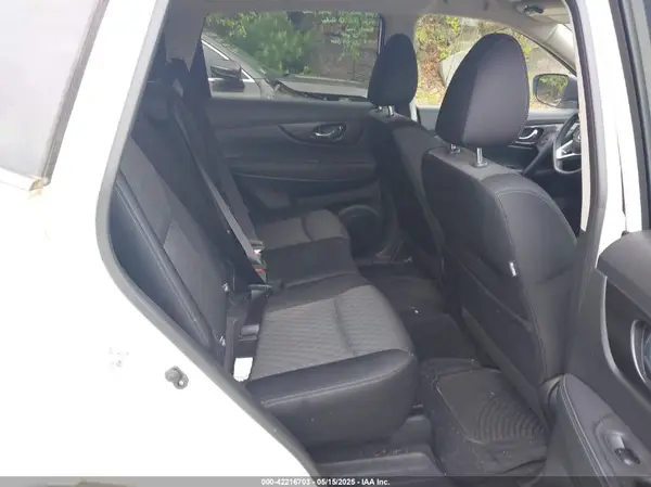 JN8AT2MV4JW354023 2018 NISSAN ROGUE - Image 8