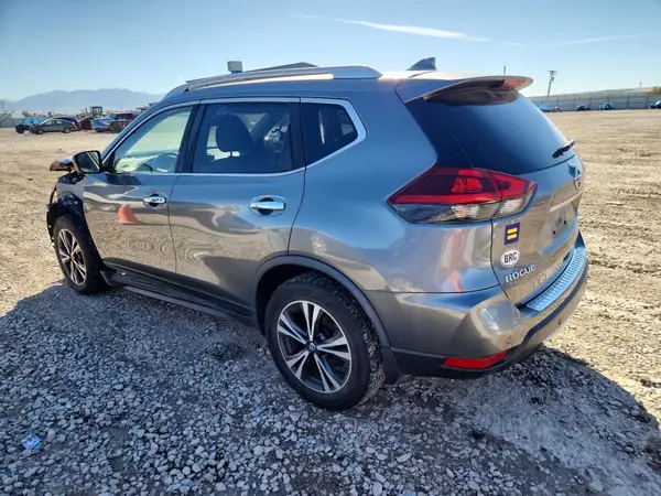 JN8AT2MV4KW370918 2019 NISSAN ROGUE - Image 2