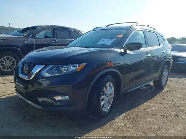 JN8AT2MV4KW372202 2019 NISSAN ROGUE - Image 2